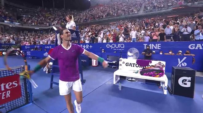 附加赛蓄力？波特执教瑞典的首场比赛1-4惨败瑞士